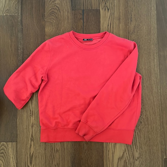 Zara Tops - Zara red crew neck